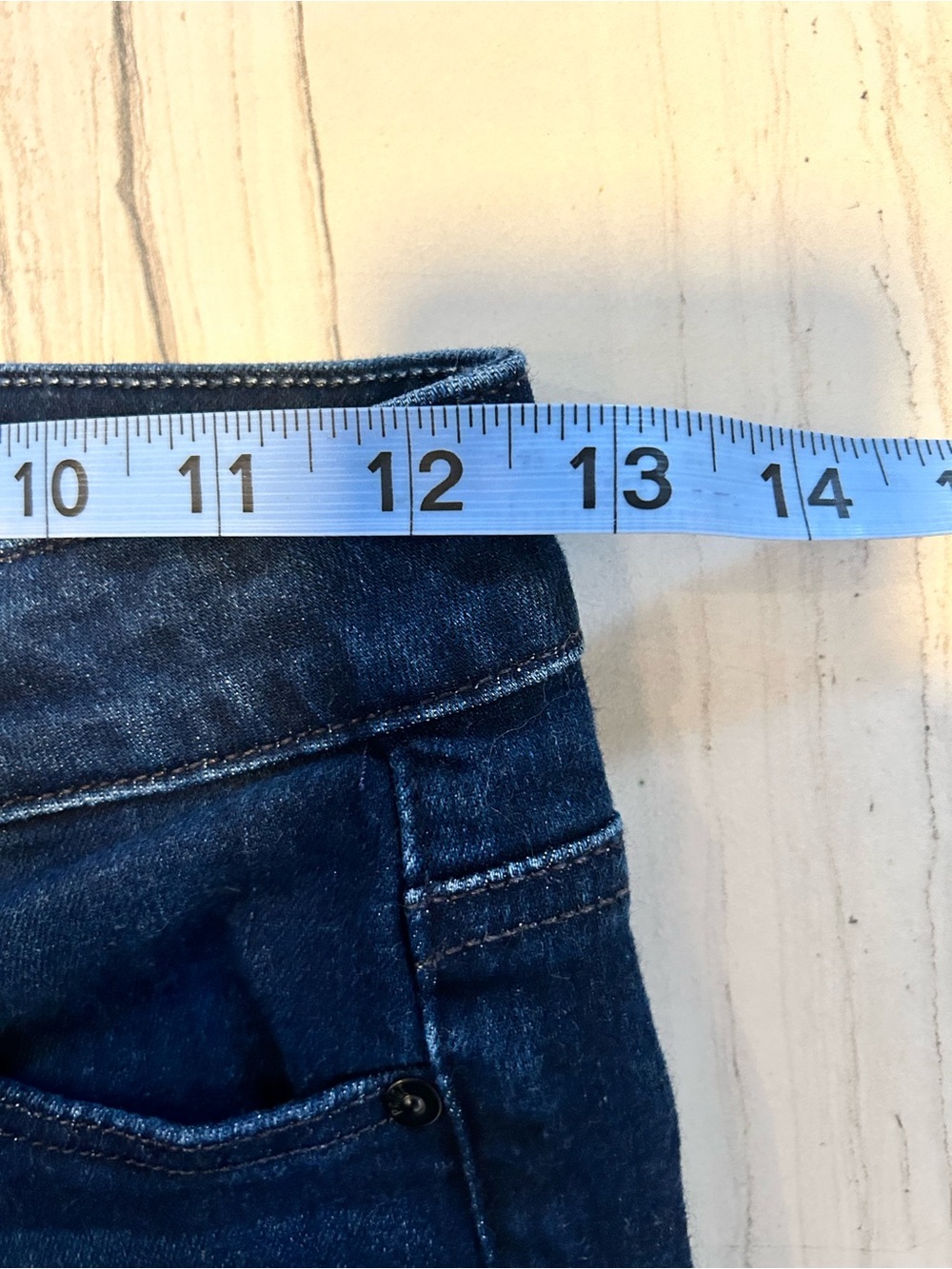 PAIGE Laurel Canyon High-Rise Bootcut Jeans - Picture 9 of 16
